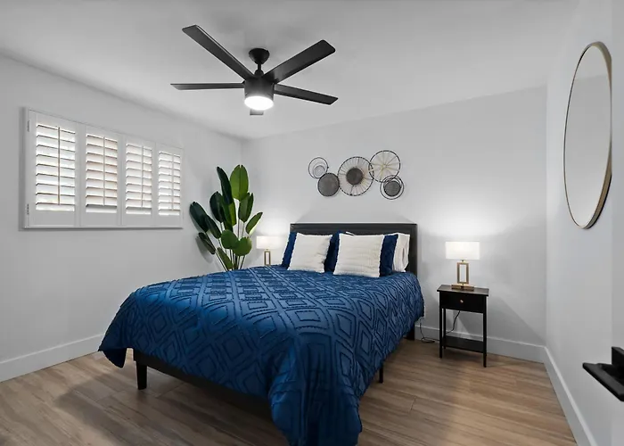 Modern * Tempe